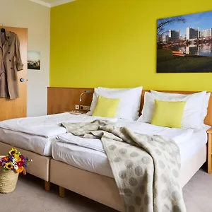 4* Szálloda Henriette Stadthotel